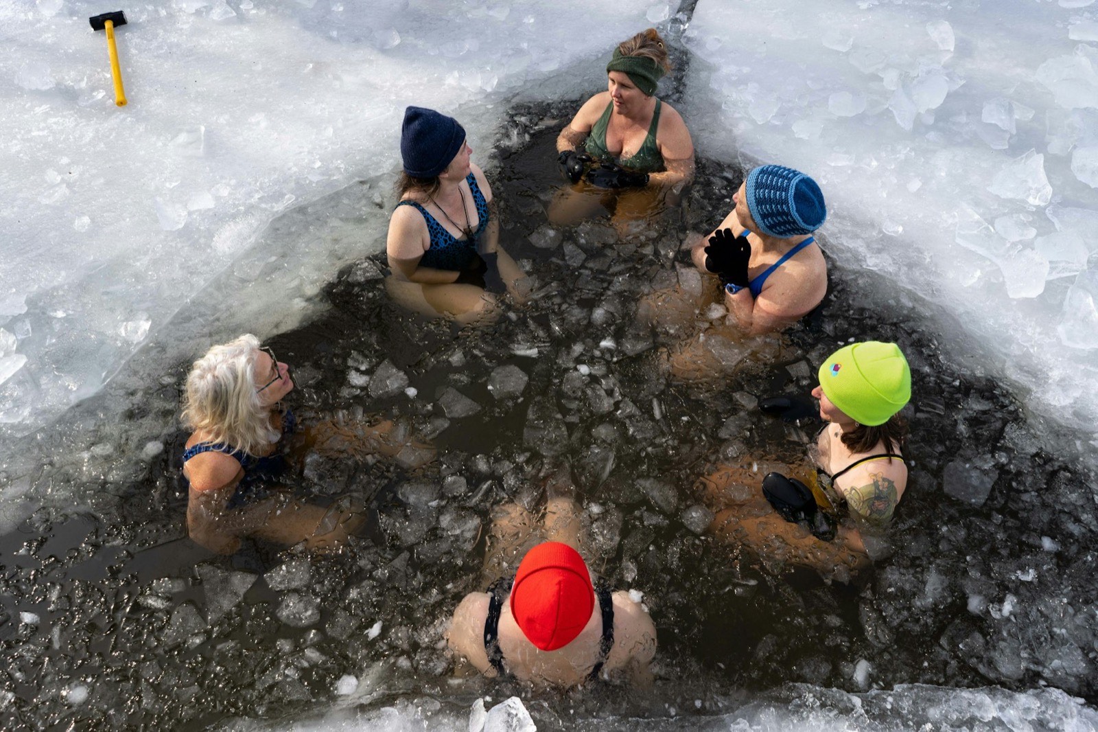 Ice bath in Marbella — cold plunge at Pulse Sauna Ice Club